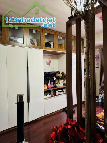 Bán nhà HXH 411 Nguyễn Đình Chiểu Q3, 4.5x12m nở hậu, 4 tầng chỉ 15 tỷ - 3
