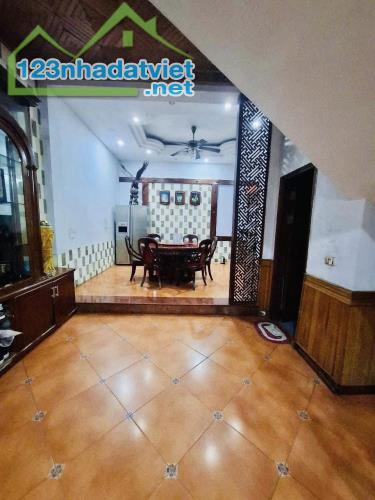 Bán nhà Mặt Phố Nguyễn Bá Khoản (KĐT Trung Yên 9) 85m/ 5Tầng/MT 5m 45 Tỷ, K.Doanh - 2