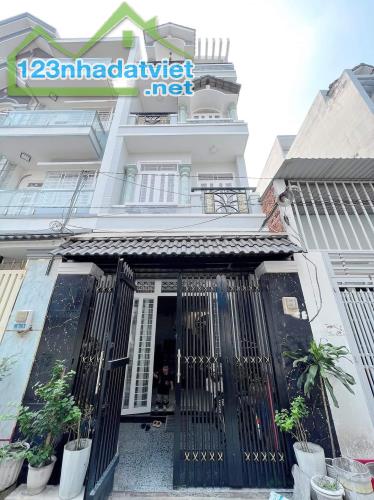 Nhà mặt tiền lô góc Lưu Hữu Phước 84m2 4x21 4 tầng vuông vức, view sông, chỉ nhỉnh 6 tỷ TL