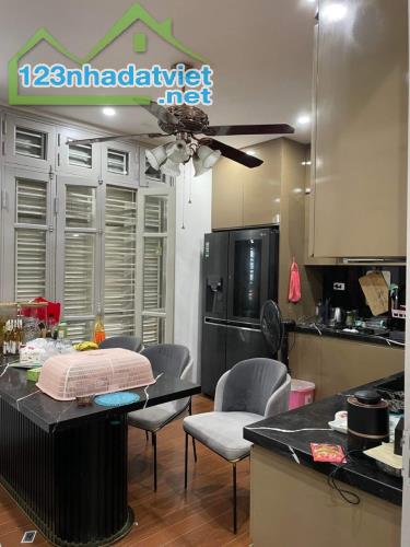 BÁN NHÀ PHÚ DIỄN - LÔ GÓC- Ô TÔ DỪNG ĐỖ TRƯỚC NHÀ - 35M2 - 7,5 TỶ - 2