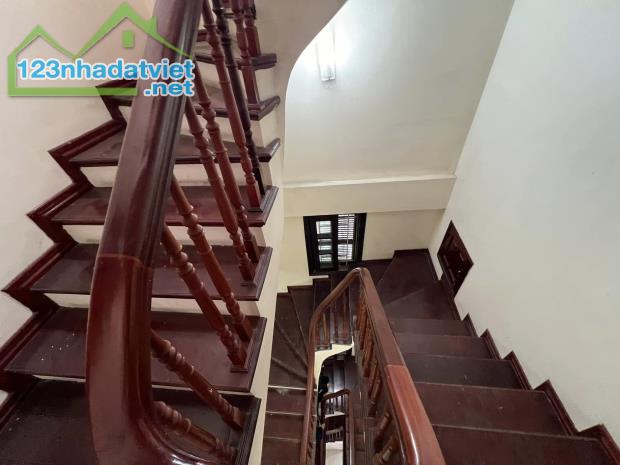 Bán nhà Phan Đình Giót, 65x5t, ô tô đỗ cửa, nở hậu, nhà đẹp giá tốt 8.8 tỷ - 3