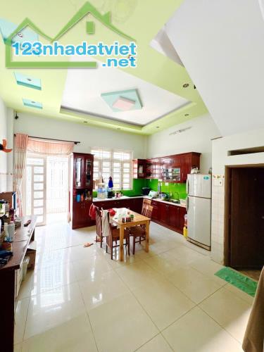 CẦN BÁN GẤP NHÀ SIÊU PHẨM 1 SẸC LÊ VĂN QUỚI – 81M² – 4 TẦNG – HXH 6M – GIÁ CHỈ 7.8 TỶ !! - 2