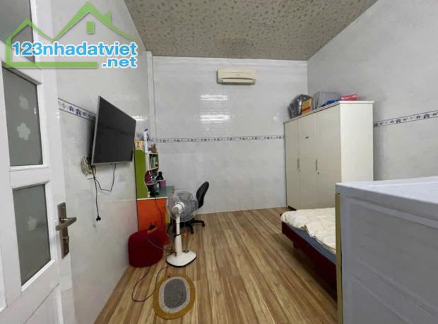 💥 Cực phẩm nhà ngay KCN Hiệp Thạnh,Gò Dầu cho thuê 3tr5/th, 156m2,Sổ Riêng 460T - 1