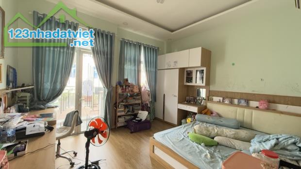 RẺ HIẾM GẦN LÊ TRỌNG TẤN - 72M2(4.5x16) -HẺM XE TẢI 7M THÔNG -3 TẦNG MỚI ĐẸP. CHỈ 6 TỶ XÍU - 3