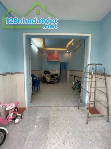 HẺM XE HƠI, 30M2, 2 TẦNG, SỔ ĐẸP, CHIẾN LƯỢC GIÁ NHỈNH 3 TỶ