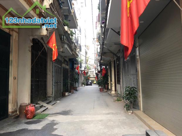 🏡 BÁN NHÀ LÔ GÓC, 5 TẦNG, CÓ THANG MÁY - MỚI ĐẸP DT 30M2, LÊ TRỌNG TẤN. - 1