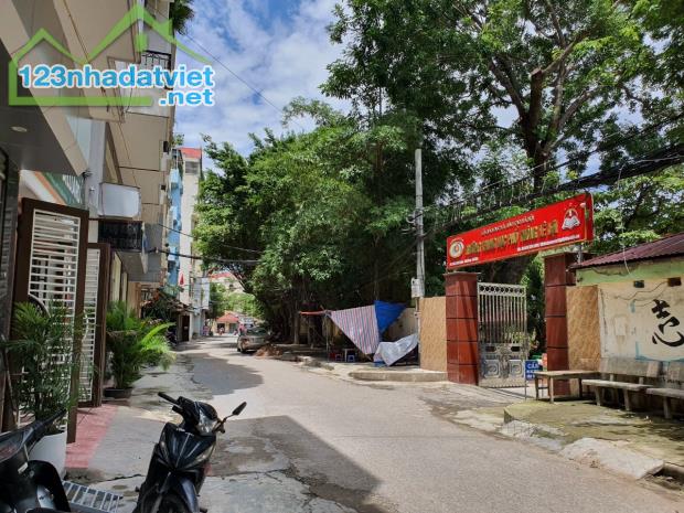 HÀ TRÌ, HÀ ĐÔNG - NGÕ THÔNG RỘNG THOÁNG - Ô TÔ SÁT CẠNH - KINH DOANH SẦM UẤT!