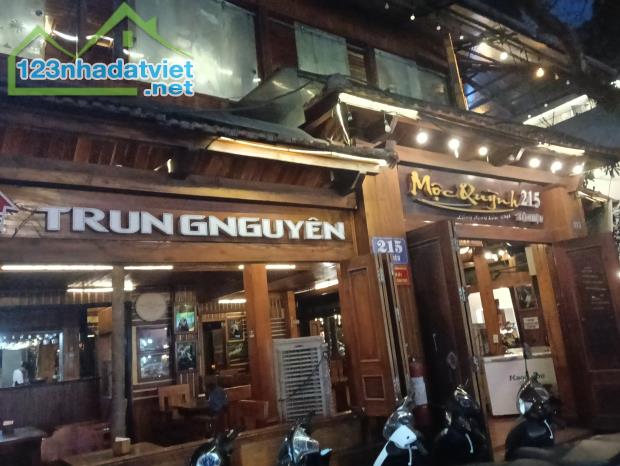 Bán nhà TT tầng 1 lô góc 100m2 mặt tiền 7m kinh doanh đỉnh - 2