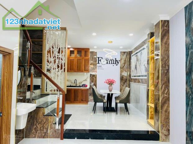 🏠 Bán nhà Nguyễn Văn Quỳ, Phú Thuận, Q.7, 66m² (6x11m), 8.2 tỷ 🏠 - 3