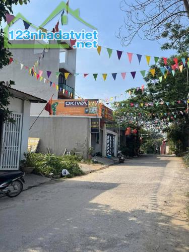 Ngoài 4 tỷ có ngay lô đất mặt đường kinh doanh được gần chợ Gốt