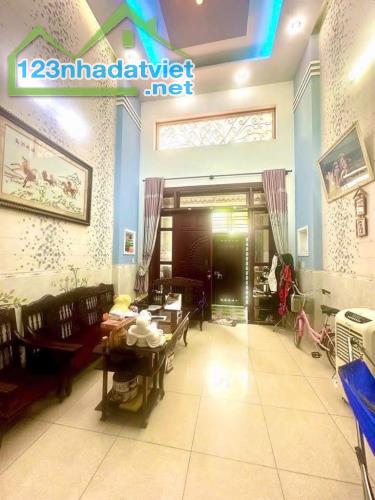 Bán nhà 2 MT HẺM THÔNG THOÁNG - Phạm Văn Chiêu, P14, GÒ VẤP
