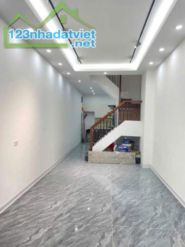 Nhà đẹp Pháo Đài LángTT ĐỐNG ĐA - 41M² x 4 TẦNG - NHÀ MỚI  TINH - GẦN PHỐ - GIÁ 8.15 TỶ - 1