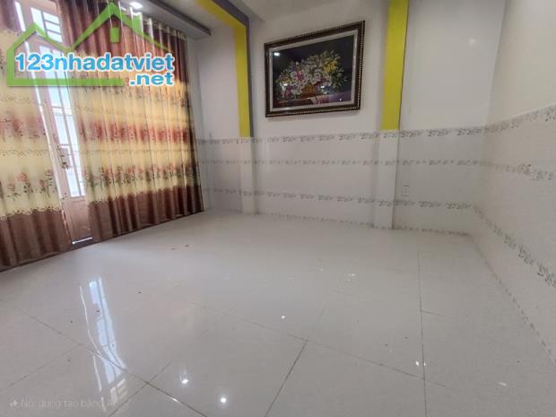 Bán nhà quận 8 ngang 4m hoàn công đủ - 3
