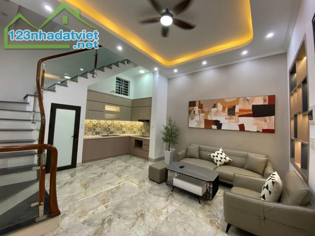 Bán nhà ngõ 32 An Dương, DT 40m, 5 tầng mới, MT 5m, giá 7.95 tỷ. - 3