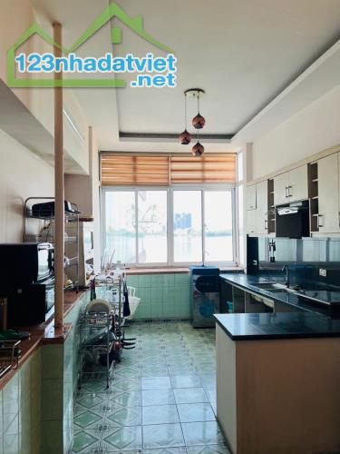 Bán nhà mặt phố mặt hồ Nguyễn Đình Thi, TT Tây Hồ, DT 61m2* 4 tầng*MT 4.5m* giá 32 tỷ Bán - 1