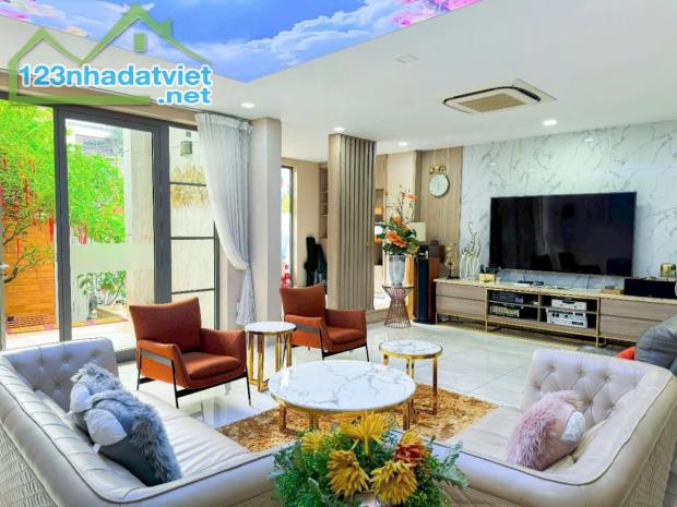 TÒA NHÀ 8 TẦNG-12.5Mx16M-THANG MÁY ĐA CÔNG NĂNG-NGAY ETOWN CỘNG HÒA P.13 TÂN BÌNH - 3
