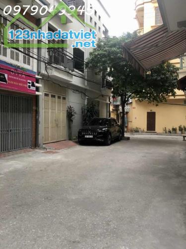 BÁN ĐẤT ĐỨC DIỄN–MẶT TIỀN RỘNG–Ô TÔ DỪNG ĐỖ NGÀY ĐÊM–KINH DOANH SẦM UẤT-50M2-NHỈNH 10 TỶ - 2
