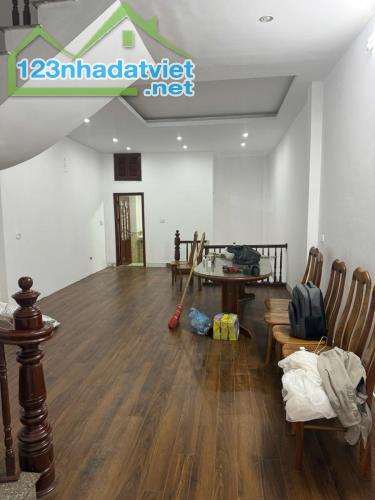 Bán nhà an dương vương  phố Phúc Hoa dt 74m 5 tầng 4.7m mặt tiền Tây Hồ - 3