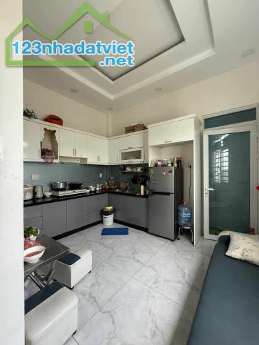 BÁN NHÀ THỚI AN - HẺM 8M - NỞ HẬU - QUẬN 12.  ♦️55m2 ngang gần 4,5m chỉ 5❌ nhỏ  Ngay Trườn - 1