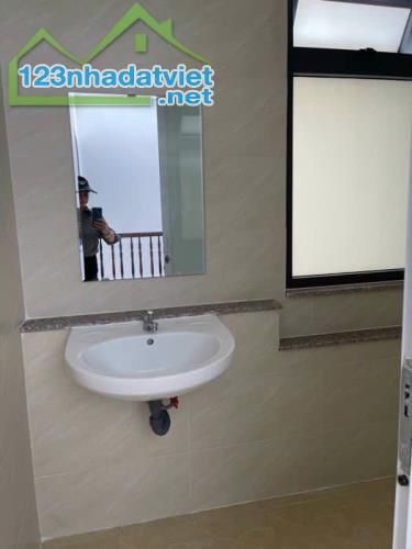 TÂN THỚI NHẤT Q12 - 65M2 -CHỈ 3.95TỶ , NHÀ MỚI 💯VÀO Ở NGAY , - 2