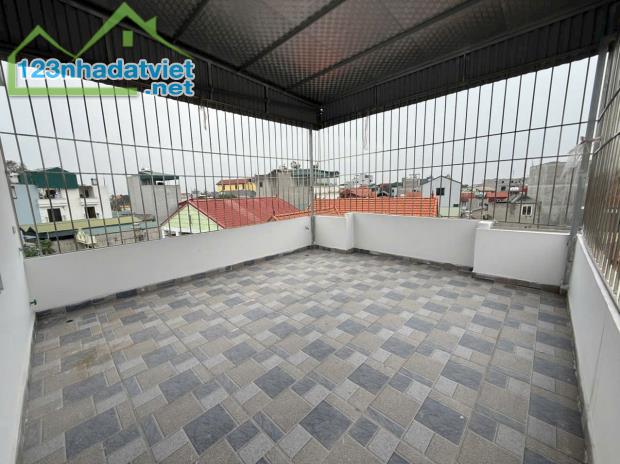 Bán nhà Bát Khối - Long Biên. Thang Máy - Ôtô 7 chỗ vào nhà, 51m x 5T. chỉ hơn 7 tỷ. - 3
