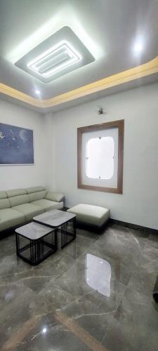Bán nhà 4 tầng Ngõ to thông ô tô, ba bước chân ra đường Ngô Quyền. thành phố hải dương - 2