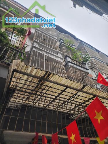 Giảm cực sâu hơn 500tr nhà Bùi Xương Trạch, 46m2 x 4 tầng - Ba gác trước nhà - 50m ra Ô tô