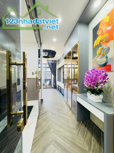 Bán gấp nhà 4 tầng Huỳnh Tấn Phát Nhà Bè 68m2 KDC Sài Gòn Mới - 2