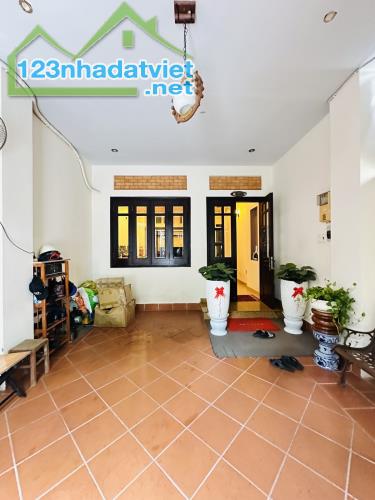 BÁN NHÀ MẶT TIỀN TÂN THỚI NHẤT - KHU NHÀ GIÀU - QUẬN 12 ❗Ngang gần 4,5m - dài 20m❗ 5pn, có - 1