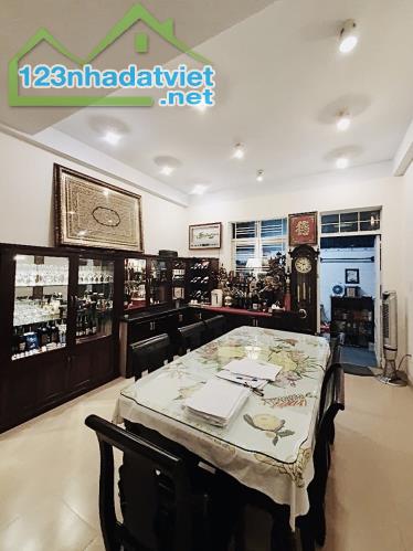 BÁN NHÀ MẶT TIỀN TÂN THỚI NHẤT - KHU NHÀ GIÀU - QUẬN 12 ❗Ngang gần 4,5m - dài 20m❗ 5pn, có - 5