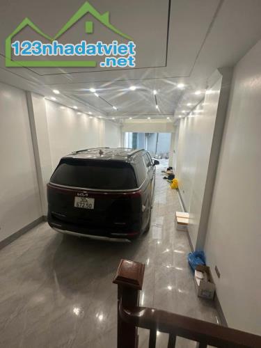 SOS SOS!!! CẦN BÁN NHANH NHÀ PHỐ AN DƯƠNG VƯƠNG - Ô TÔ - THANG MÁY - NHÀ ĐẸP Ở NGAY