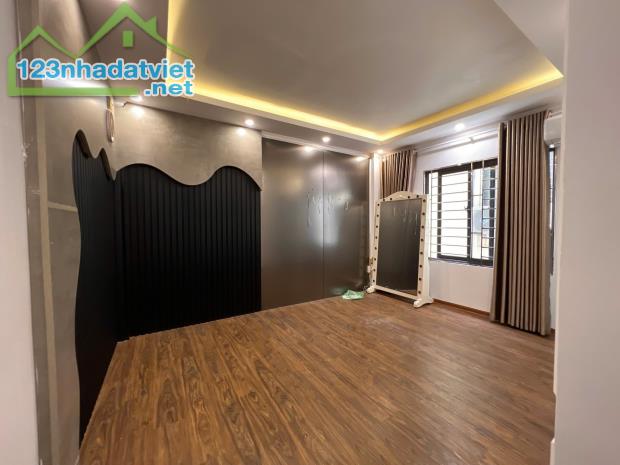 HOTTT HỒ TÙNG MẬU ,CẦU GIẤY-38M- 6 TẦNG-LÔ GÓC 2 MẶT TIỀN RỘNG THOÁNG TRƯỚC SAU GIÁ 7,8 TỶ - 3