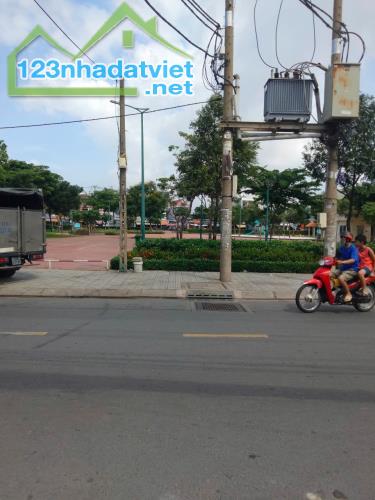 BÁN NHÀ NGUYỄN VĂN QUÁ QUẬN 12, 240M2, NGANG 10M, GIÁ CHỈ  NHỈNH 9 TỶ XÍU - 5