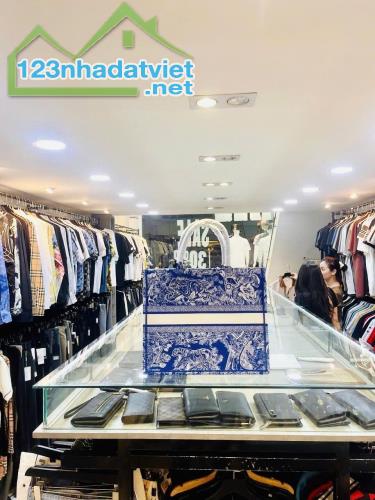 *VIP QUẬN 5-GẤP Gấp Nhà 2 MT Thương Hiệu Thời Trang Nguyễn Trãi 5Tầng(5x12) Nhỉnh 23Tỷ - 4