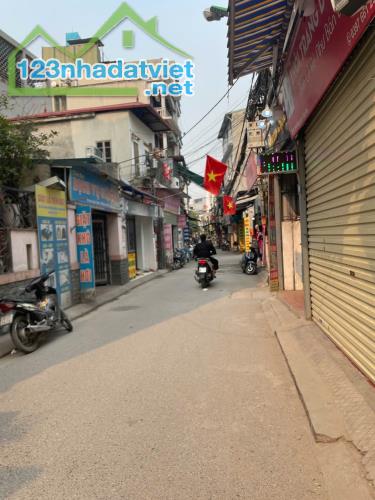 🏢PHÚ DIỄN, SIÊU DÒNG TIỀN TƯƠNG LAI, 79.7m2 Chỉ 8.x tỷ, NGÕ NÔNG 🛺 ĐỖ CỬA - 1