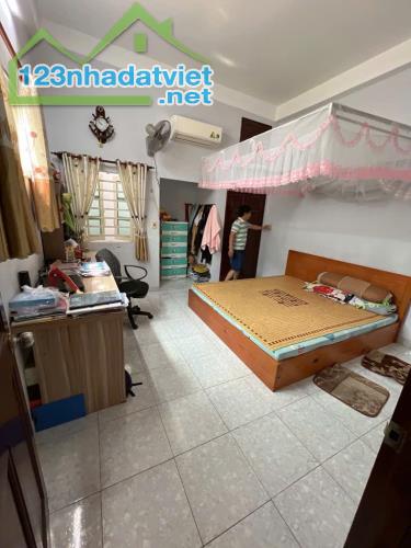 NHÀ 3 TẦNG (4x26) MẶT TIỀN TRƯƠNG THỊ HOA (TTH07), Q12 GIÁ RẺ 9.2 TỶ (NGAY NGÃ TƯ)