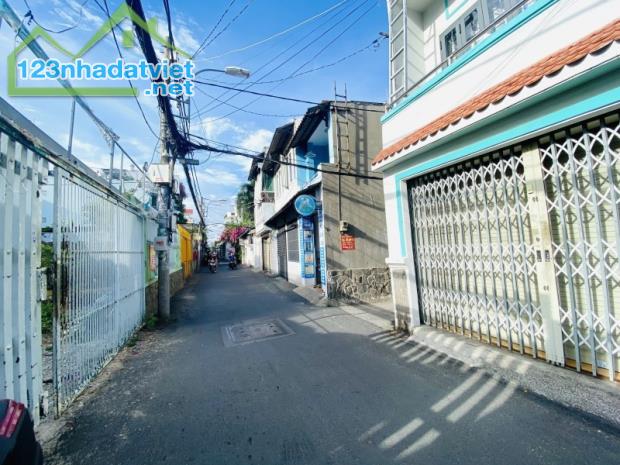 BÁN NHÀ CHÍNH CHỦ ĐƯỜNG SỐ 4 P11 GÒ VẤP DIỆN TÍCH 30M2 NHỈNH 3 TỶ