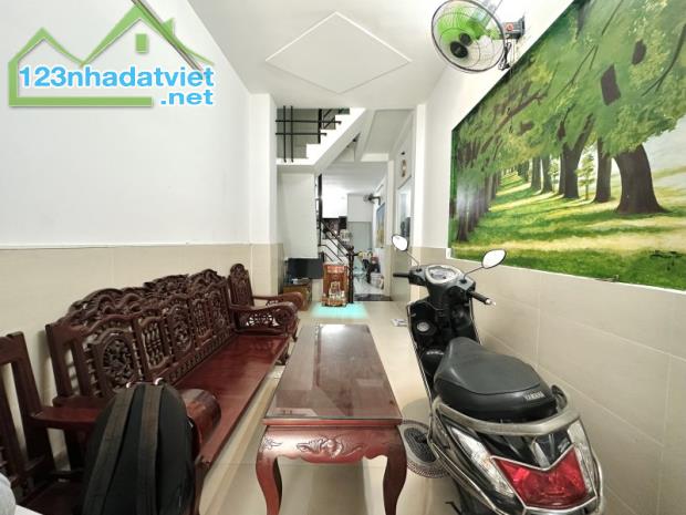 7 TỶ NHỈNH - NHÀ ĐẸP HẺM LỚN - GẦN MT PHAN XÍCH LONG, PHÚ NHUẬN - 43M2 4 TẦNG - 5PN 5WC