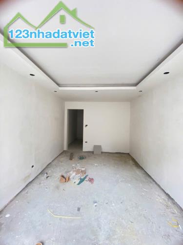 HOT! Nhà 2 thoáng tại Đại Đồng trung tâm Đống Đa – chủ tâm huyết sửa như mới! Chỉ nhỉnh 5 - 4