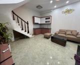 Bán nhà ngõ 339 Minh Khai ô tô đỗ cách 10m, ngay trường Võ Thị Sáu, KD nhỏ 32m 6.45 tỷo