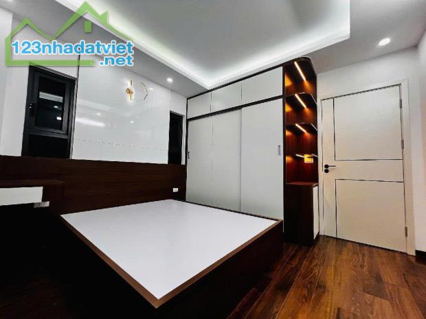 BÁN NHÀ 4 TẦNG – 45.2M² – ĐÔNG MỸ, THANH TRÌ – GIÁ 5.2 TỶ - 3