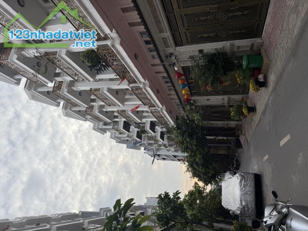 ĐẸP KHÔNG TỲ VẾT,KDC VĂN MINH, HẺM 8M,CAO TẦNG,GIÁP VẠN PHÚC, 56M2, 5LẦU VÀO Ở NGAY 9.3 TỶ - 5