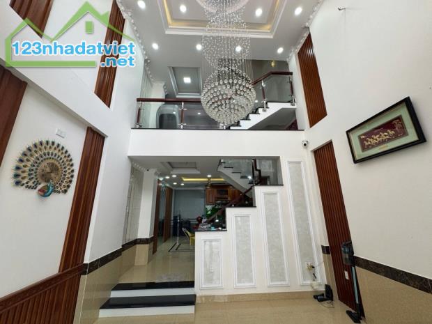 ĐẸP KHÔNG TỲ VẾT,KDC VĂN MINH, HẺM 8M,CAO TẦNG,GIÁP VẠN PHÚC, 56M2, 5LẦU VÀO Ở NGAY 9.3 TỶ - 4