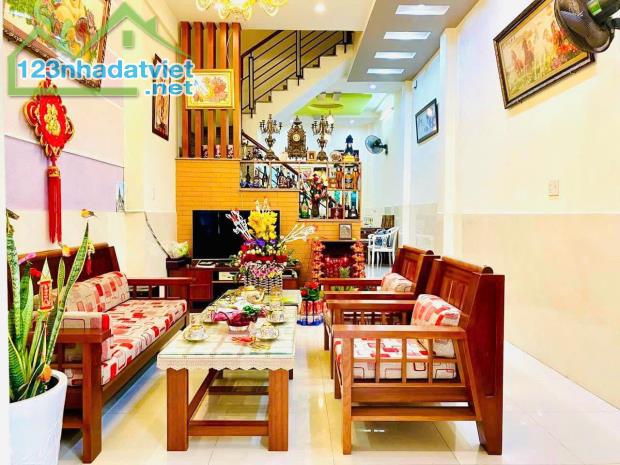 SÁT MT! Bán Nhà 4 Tầng Siêu Đẹp CMT8, 55m2, 7.8 Tỷ TL - 2