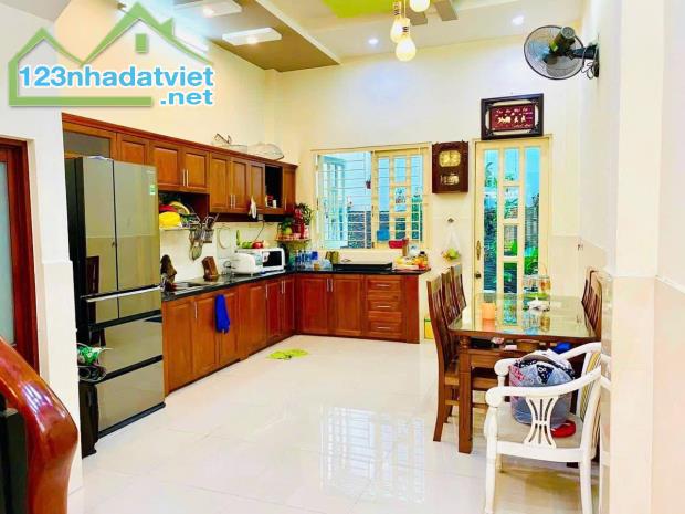 SÁT MT! Bán Nhà 4 Tầng Siêu Đẹp CMT8, 55m2, 7.8 Tỷ TL - 1