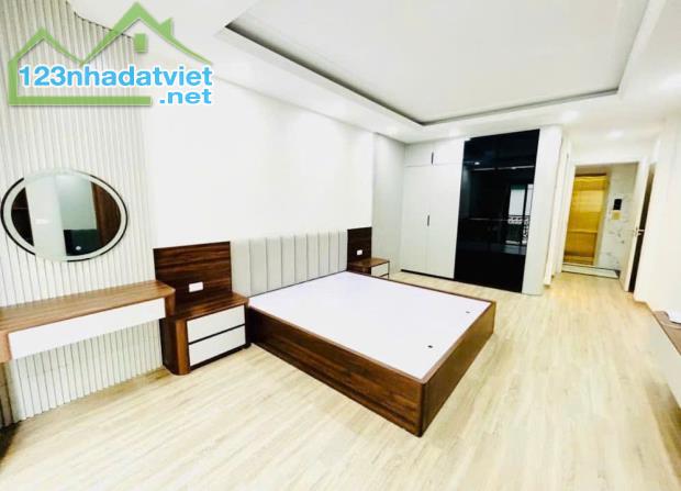 Bán nhà Việt Hưng- Long Biên, Lô góc thoáng, sổ vuông nở hậu giá chỉ 6,3 tỷ - 4