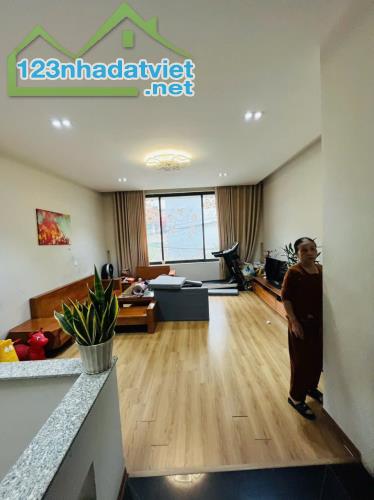 🏡 TÒA NHÀ VĂN PHÒNG 78M2 - Ô CHỜ THANG MÁY- GARA Ô TÔ - CÒN MỚI CHẤT - 11.5 TỶ - 2