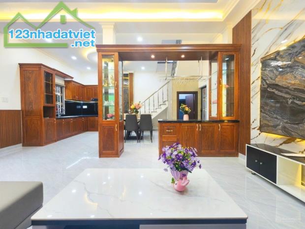 🏠 Bán nhà Lâm Văn Bền, Tân Thuận Tây, Q.7 - 118m² (5x12m) - 7.9 tỷ 🏠 - 3