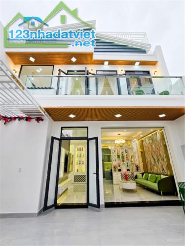 🏠 Bán nhà Phạm Hữu Lầu, Phú Mỹ, Q.7, 110m² (8x13m), 8.9 tỷ 🏠 - 2