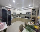 Ở NGAY! Bán Nhà Đẹp 4 Tầng Xe Hơi Thông Võ Văn Tần, 45m2, 8 Tỷ TL